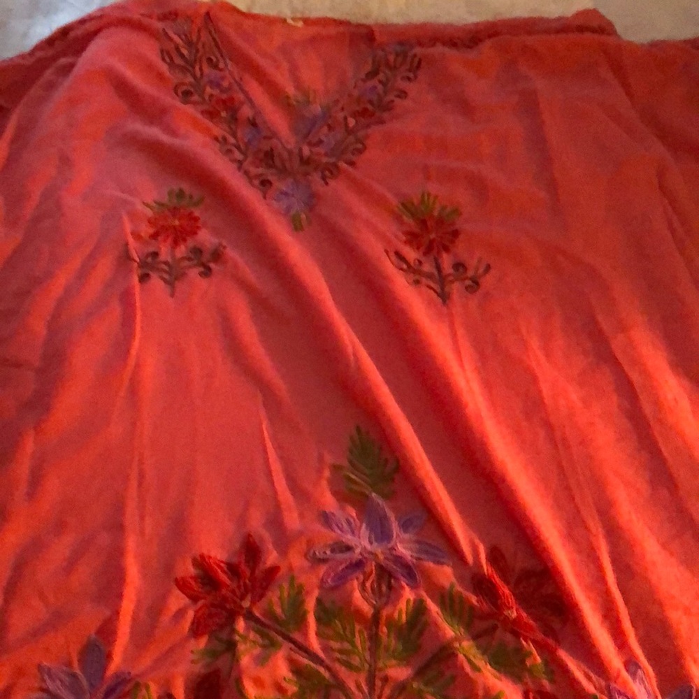 Hand embroidered caftan/kaftan
